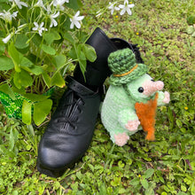 Load image into Gallery viewer, Clover Snoot - Hat Optional