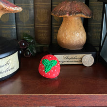 Load image into Gallery viewer, Strawberry Shroomie