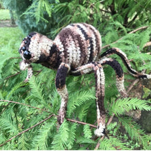 Load image into Gallery viewer, Gogara the Spider - Fully Posable Giant Spider
