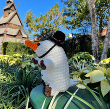 Load image into Gallery viewer, Frosty the Snow SuperSnoot - Giant Snoot