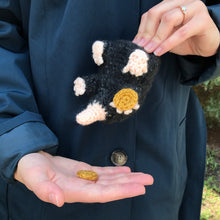 Load image into Gallery viewer, "Bea" Snoot