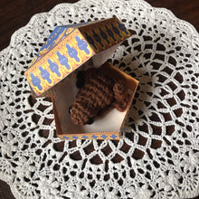 Load image into Gallery viewer, Chocolate Frog - Milk, White, and Dark varieties -  Keychain Optional