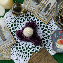 Load image into Gallery viewer, Divining Frog - Large Crystal Ball Frog